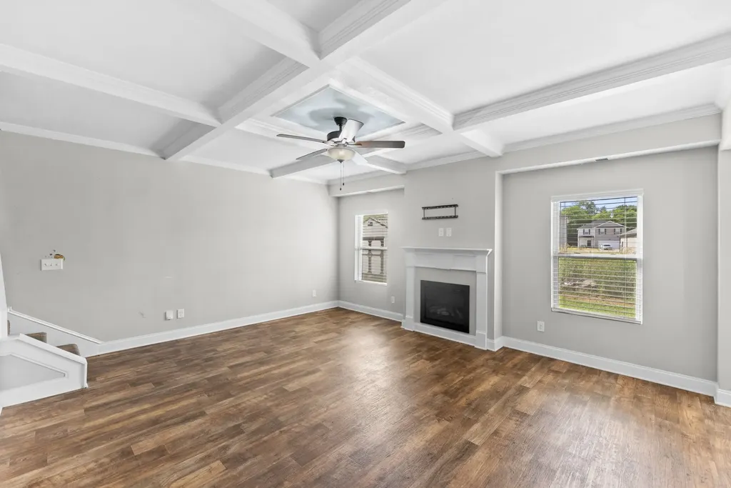 2223 Viking Court Murfreesboro TN 37127