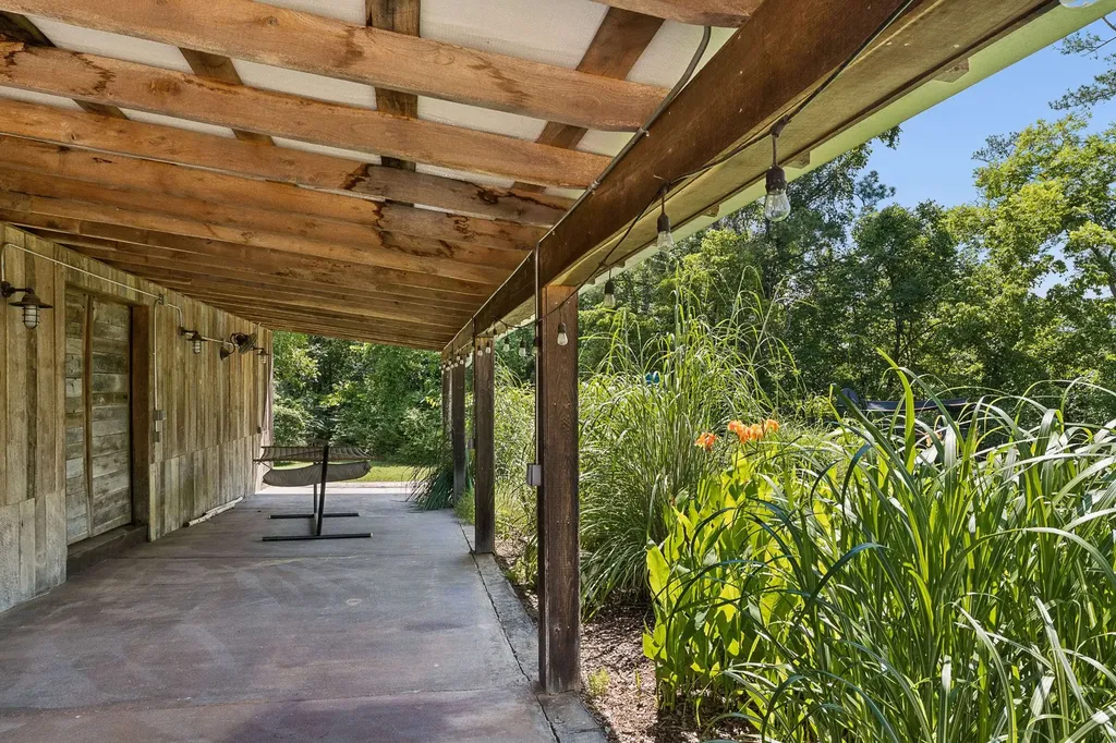 324 E Kingston Springs Road Kingston Springs TN 37082