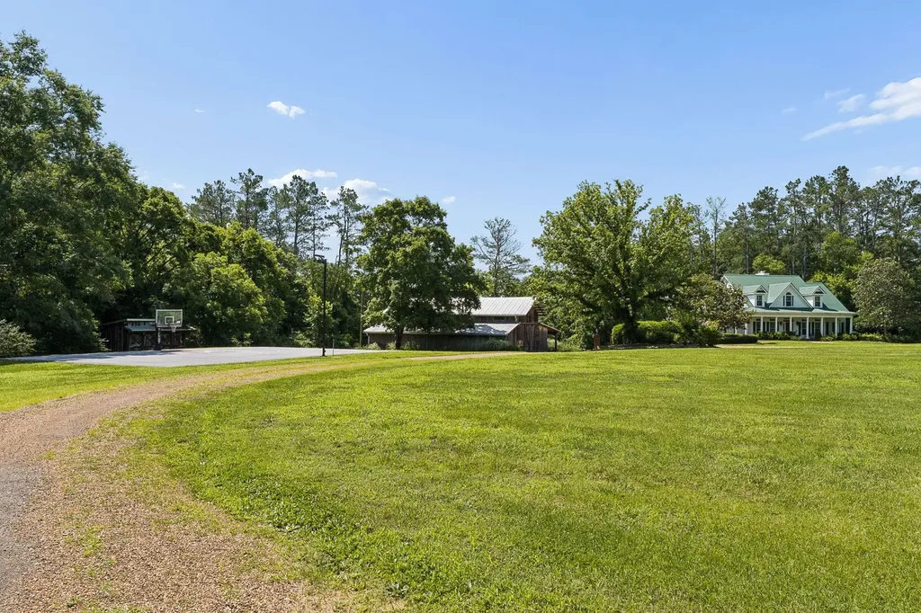 324 E Kingston Springs Road Kingston Springs TN 37082