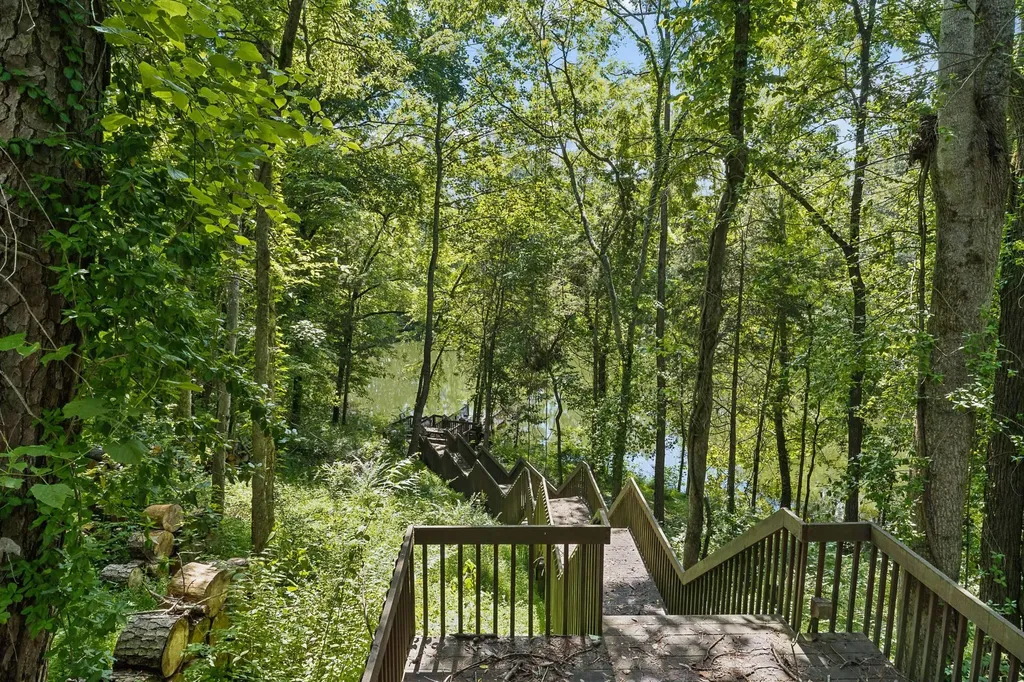 324 E Kingston Springs Road Kingston Springs TN 37082