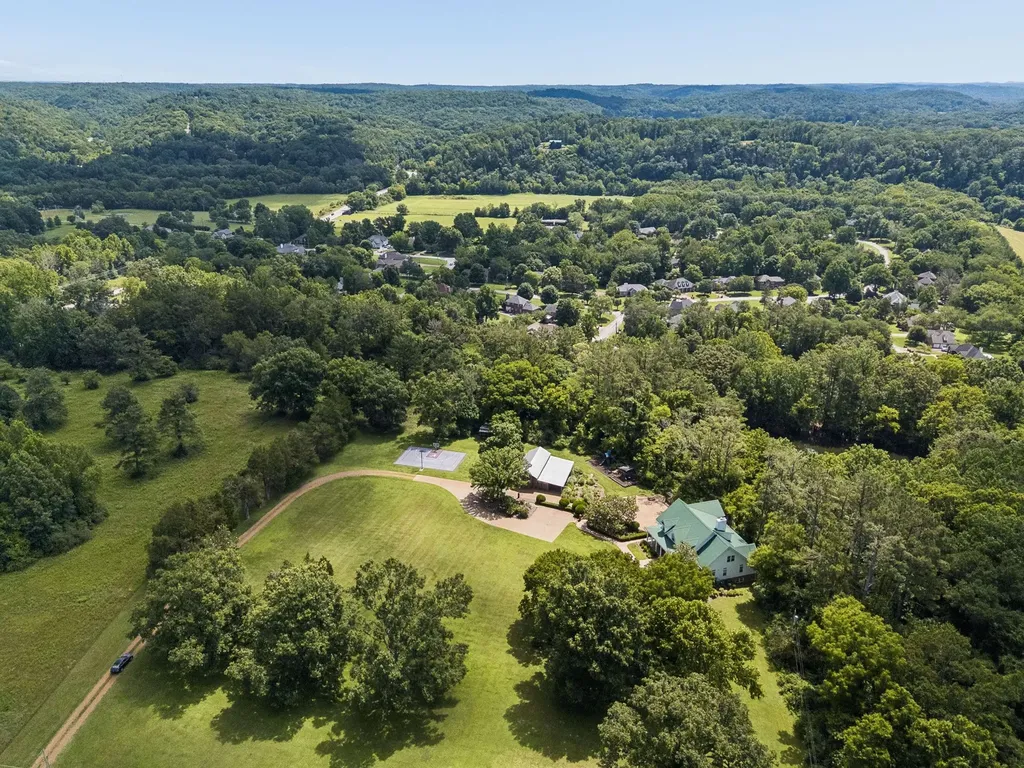 324 E Kingston Springs Road Kingston Springs TN 37082