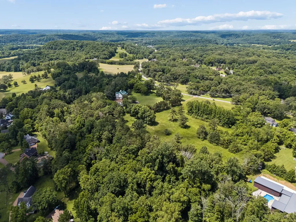 324 E Kingston Springs Road Kingston Springs TN 37082