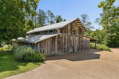 324 E Kingston Springs Road Kingston Springs TN 37082