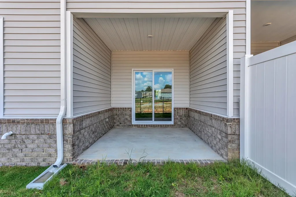 1752 Manuka Lane Columbia TN 38401