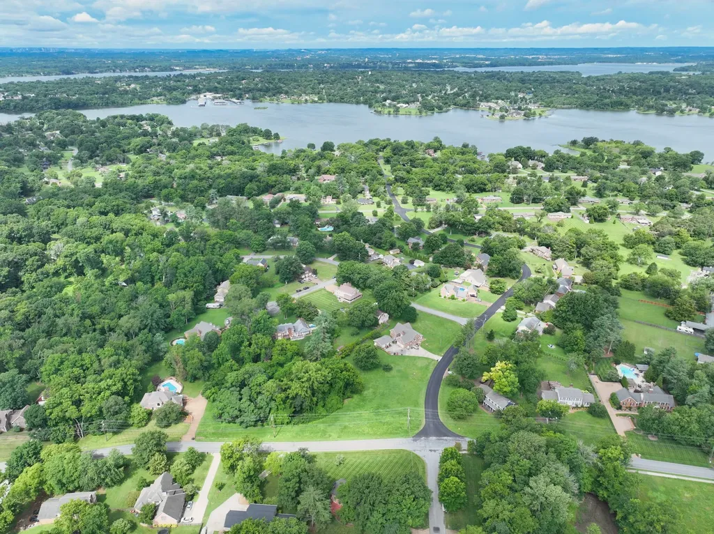 100 Applewood Court Hendersonville TN 37075