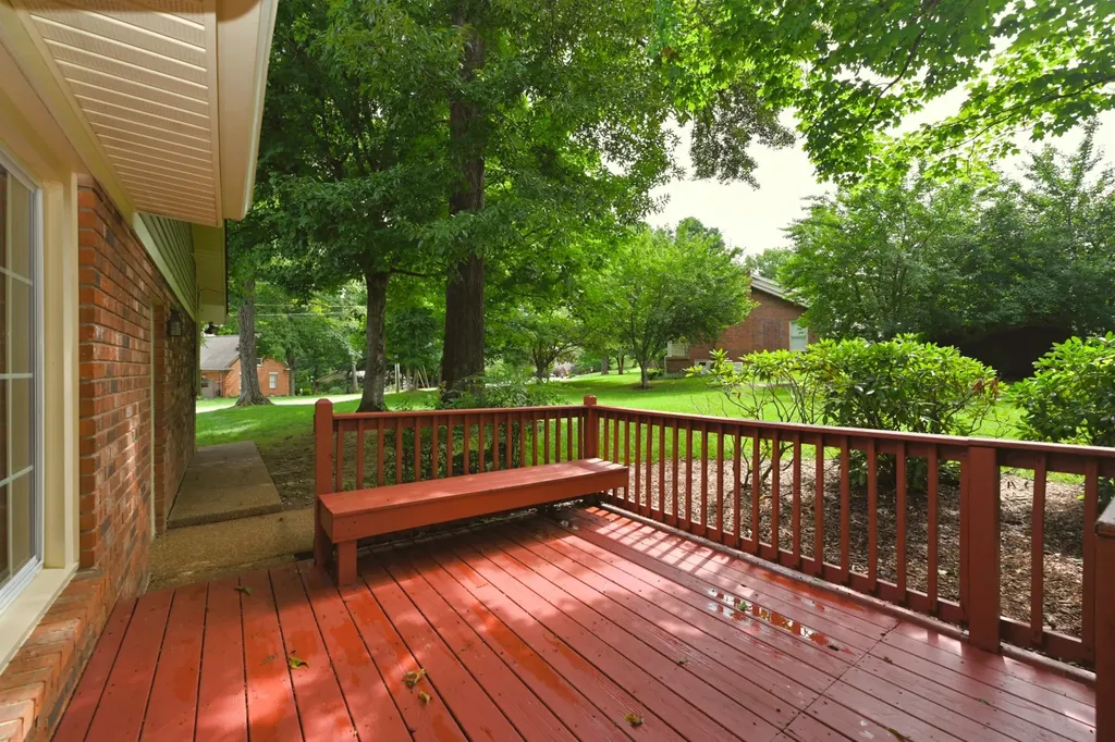100 Applewood Court Hendersonville TN 37075