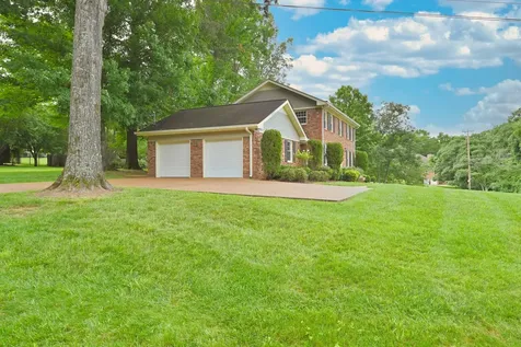 100 Applewood Court Hendersonville TN 37075