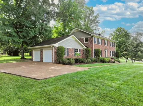 100 Applewood Court Hendersonville TN 37075