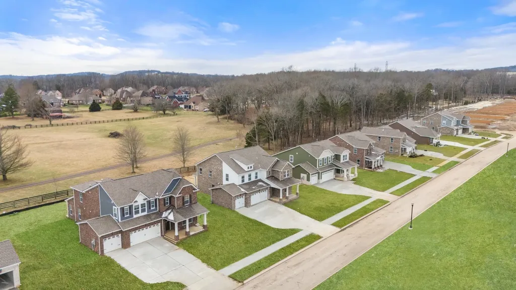 1606 Belle Court Lebanon TN 37087