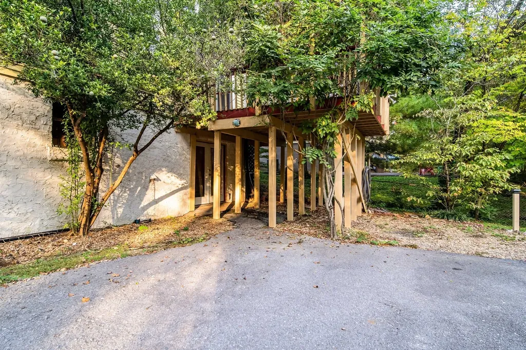 1315 Saturn Drive Nashville TN 37217