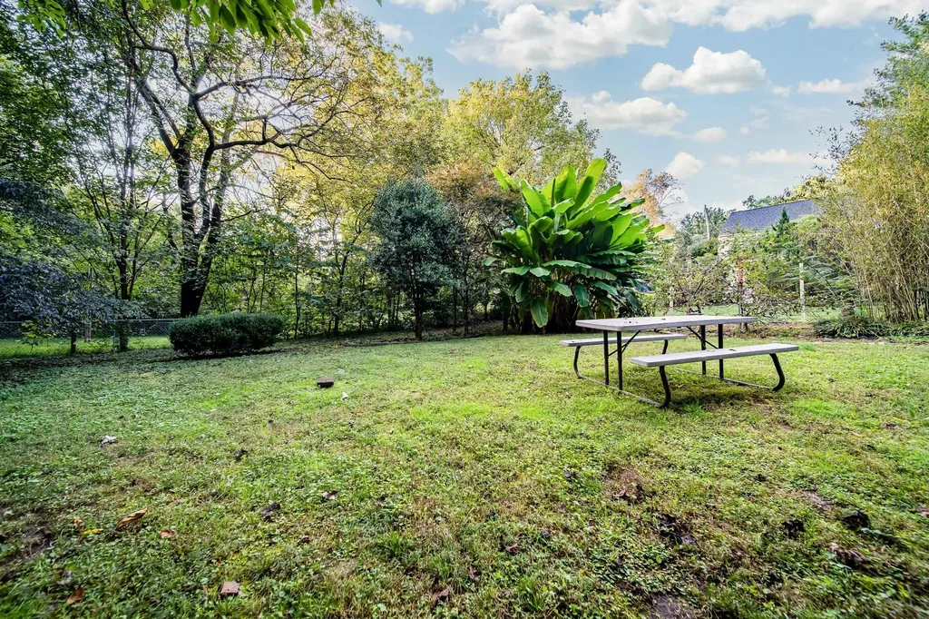 1315 Saturn Drive Nashville TN 37217