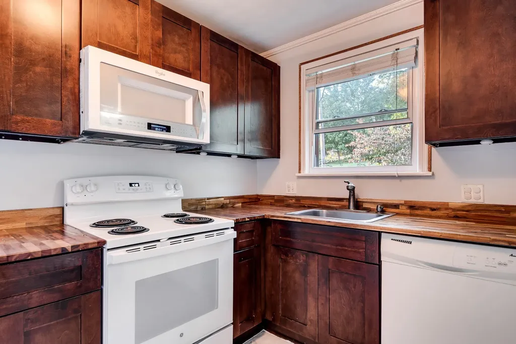 1315 Saturn Drive Nashville TN 37217