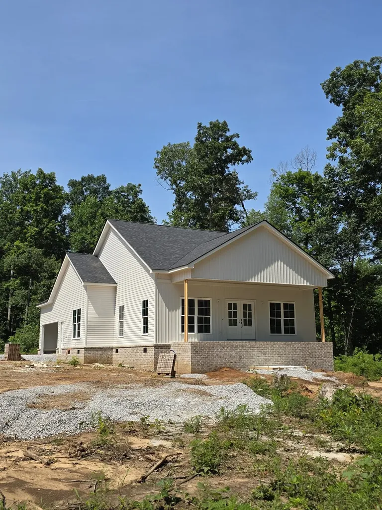6224 Asbury Road Hillsboro TN 37342
