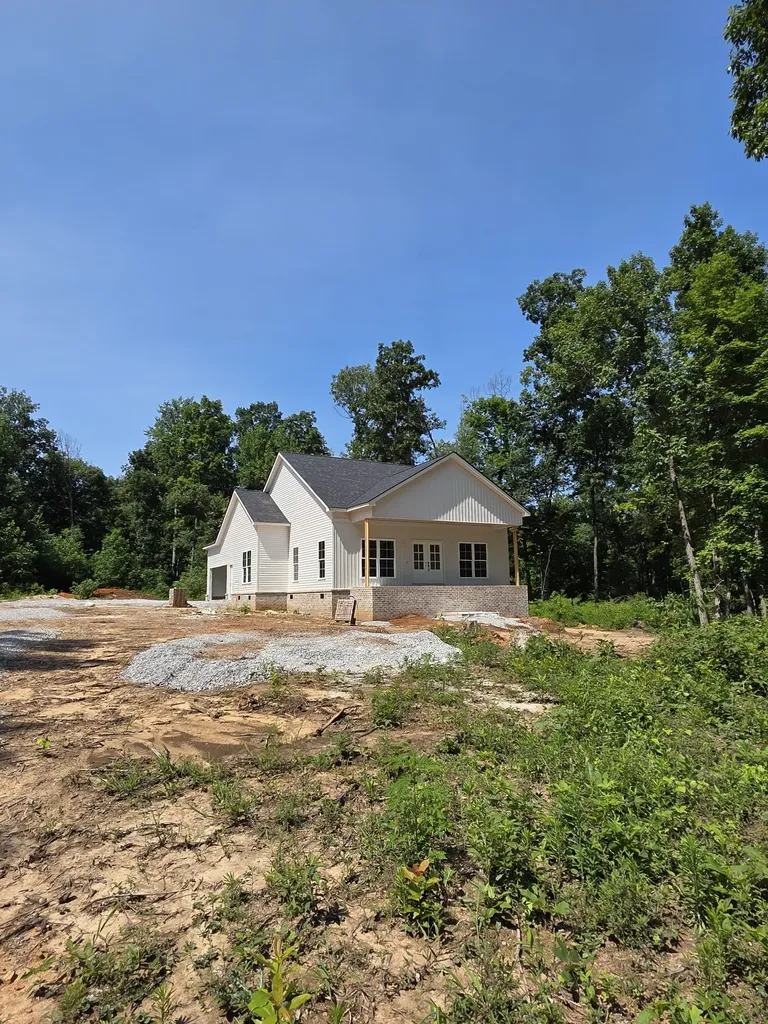 6224 Asbury Road Hillsboro TN 37342