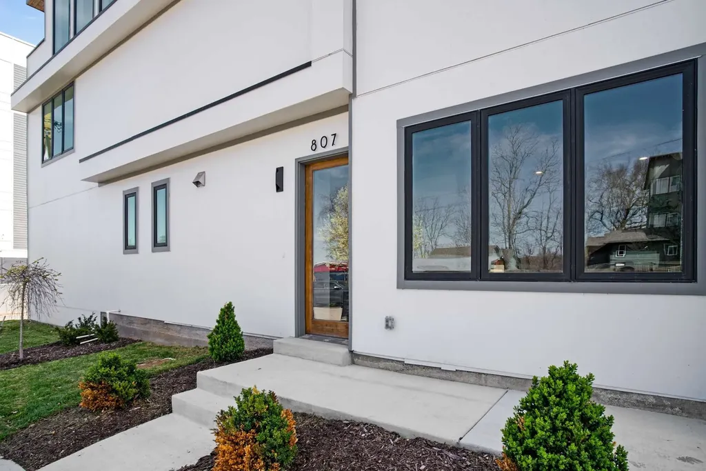 807 Buchanan Street Nashville TN 37208