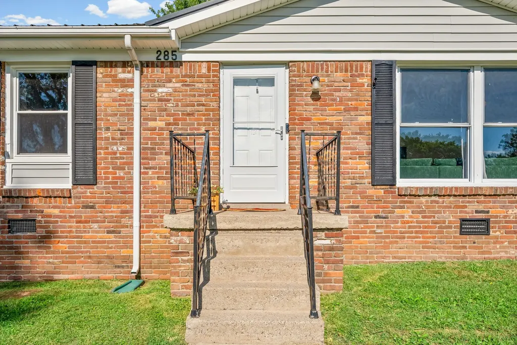 285 Melinda Drive Clarksville TN 37042