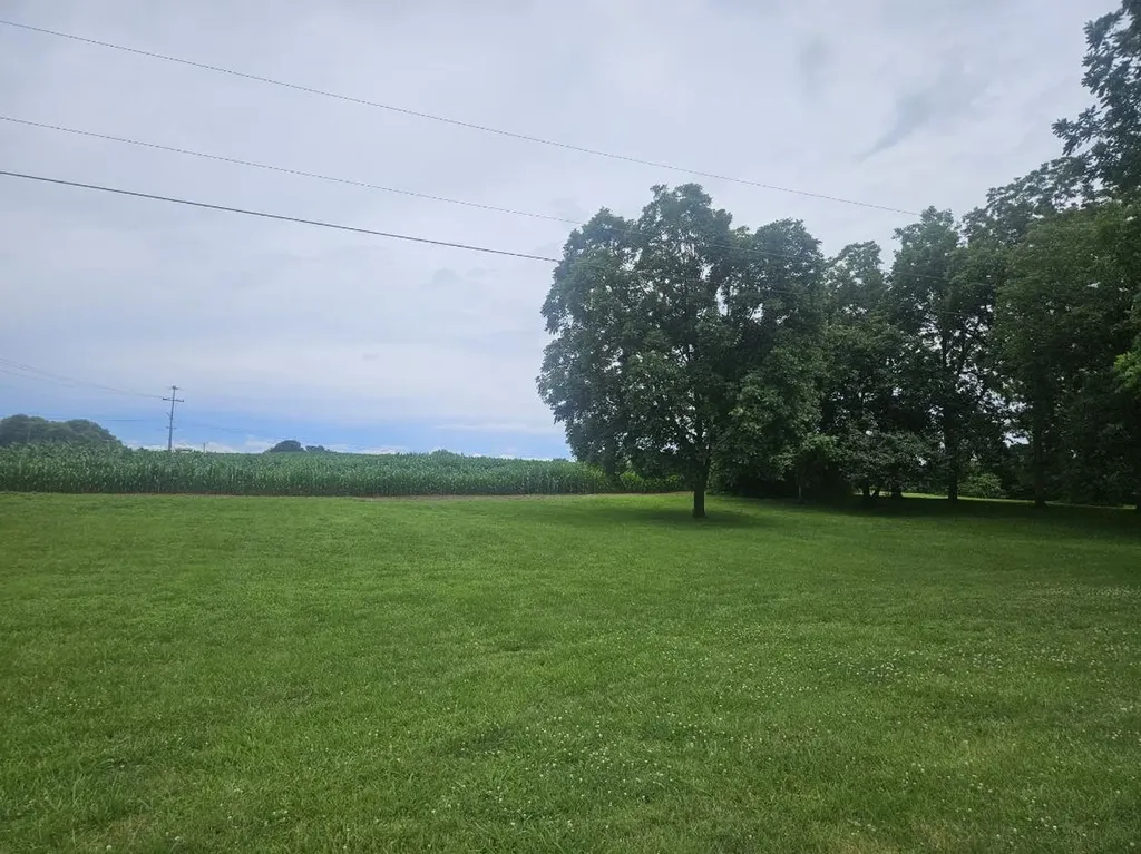 5080 Highway 41, N Springfield TN 37172