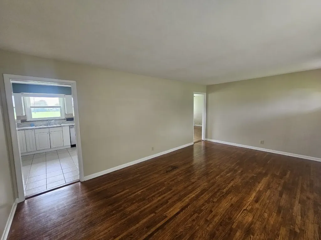 5080 Highway 41, N Springfield TN 37172