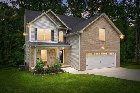 4515 Chester Harris Road Woodlawn TN 37191