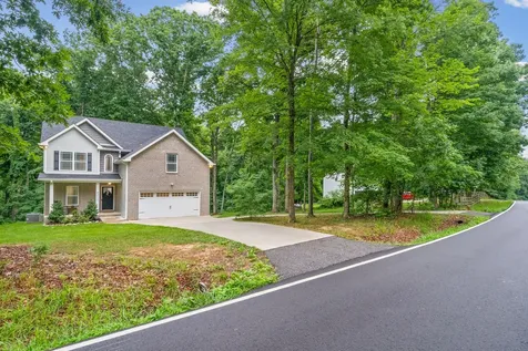4515 Chester Harris Road Woodlawn TN 37191
