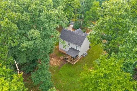 4515 Chester Harris Road Woodlawn TN 37191