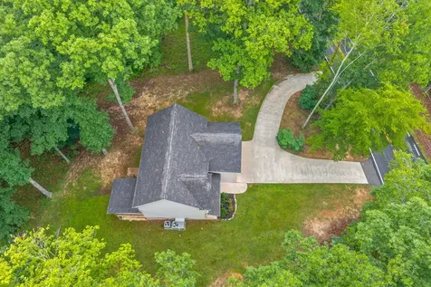 4515 Chester Harris Road Woodlawn TN 37191
