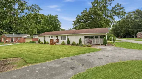 1100 Bragg Circle Tullahoma TN 37388