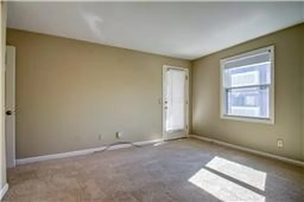 120 Hillsboro Place Nashville TN 37215