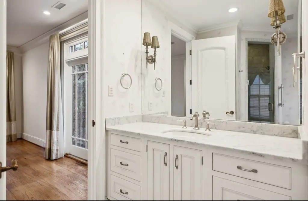 102 West End Close Nashville TN 37205