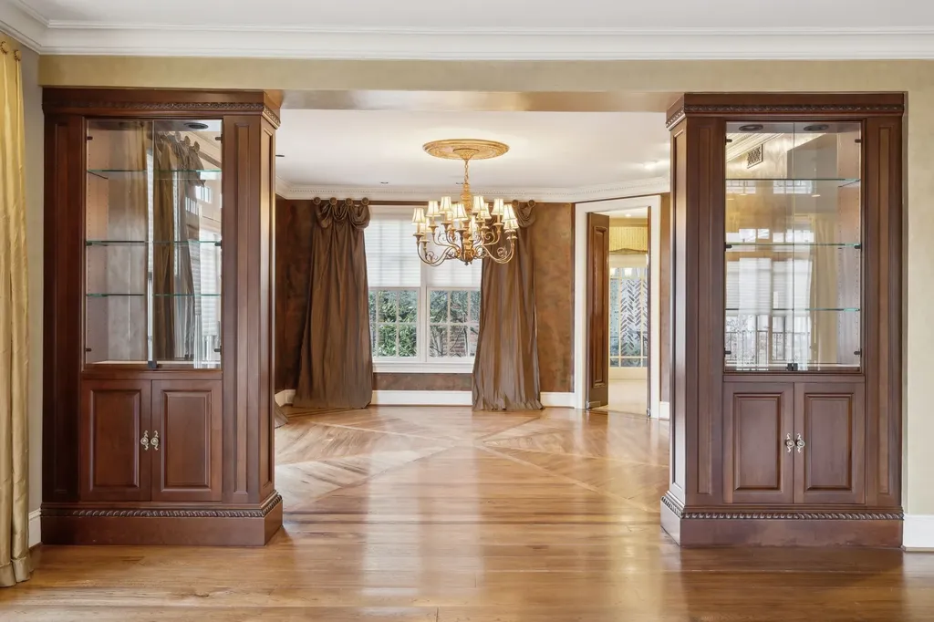 102 West End Close Nashville TN 37205