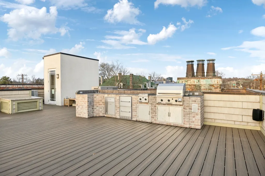 102 West End Close Nashville TN 37205