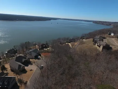 51 Legacy Point Savannah TN 38372
