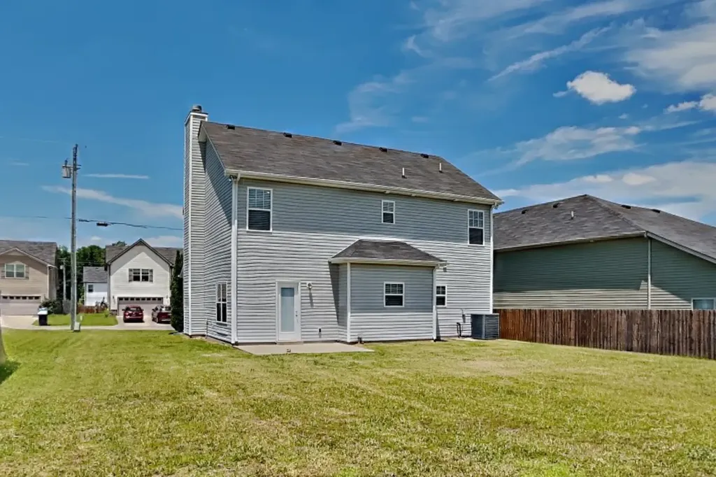 1107 Selous Drive Murfreesboro TN 37128