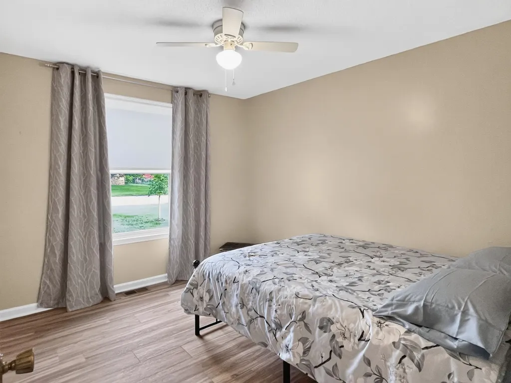578 Donna Drive Clarksville TN 37042