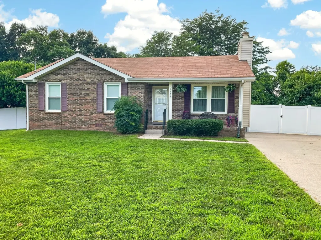 578 Donna Drive Clarksville TN 37042