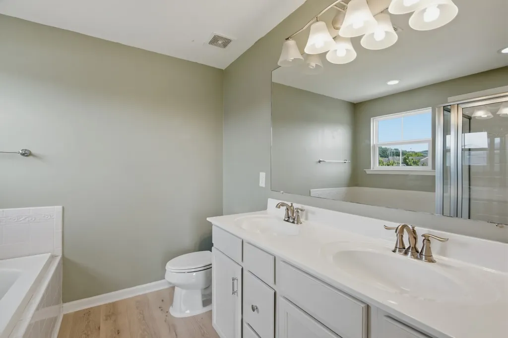 1568 Brockton Lane Nashville TN 37221