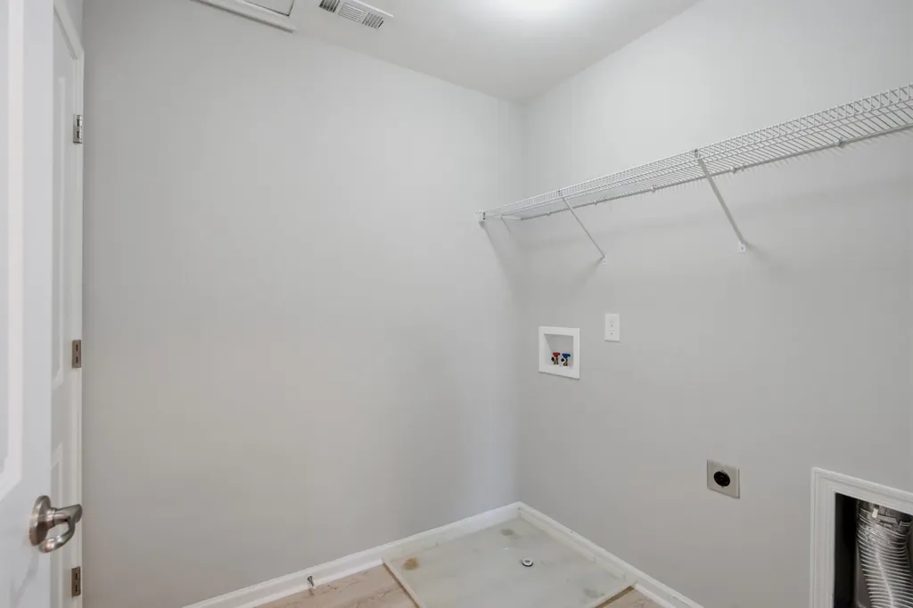 1568 Brockton Lane Nashville TN 37221
