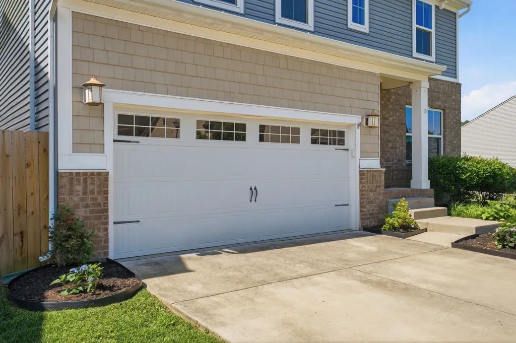 1568 Brockton Lane Nashville TN 37221