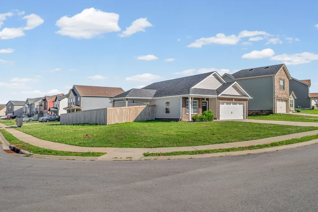 268 Dugger Drive Clarksville TN 37042