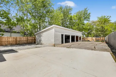 795 19th Ave, W Springfield TN 37172