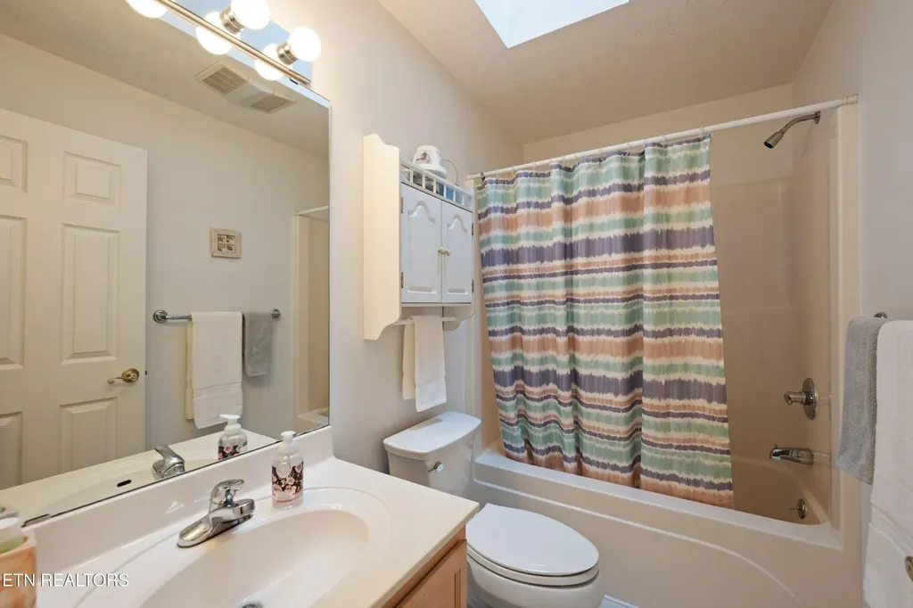 112 Cromwell Lane Crossville TN 38558