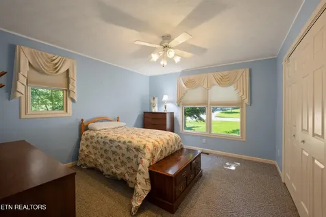 112 Cromwell Lane Crossville TN 38558