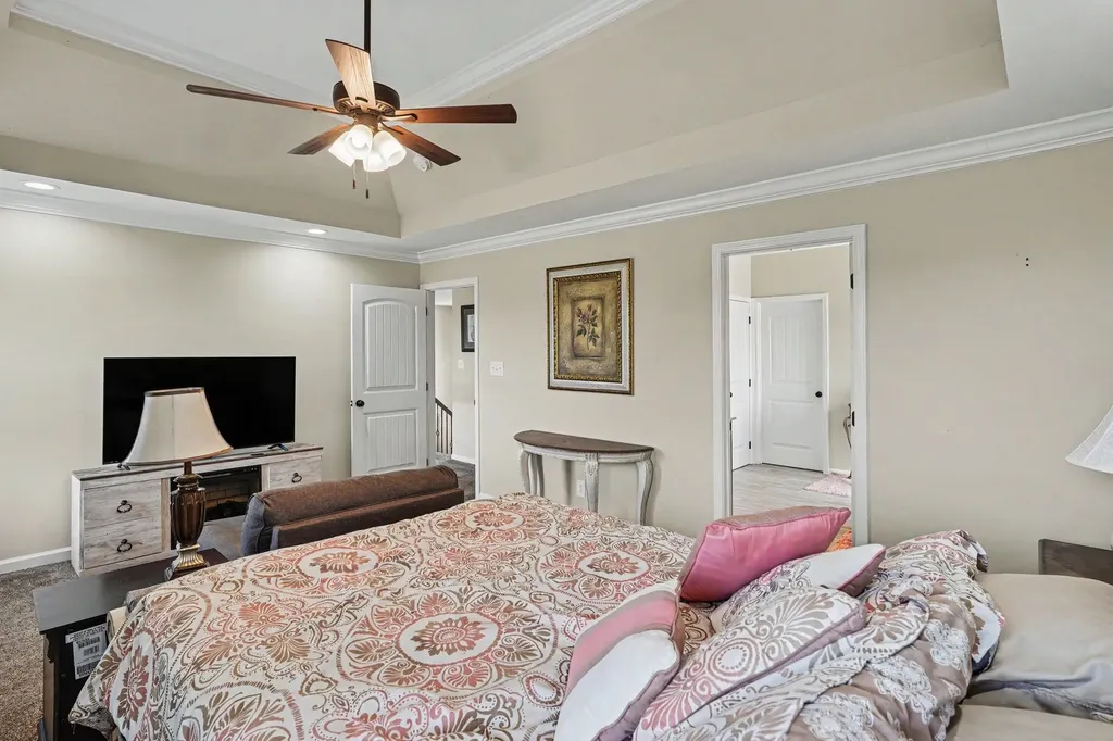 538 Low Country Court Clarksville TN 37042