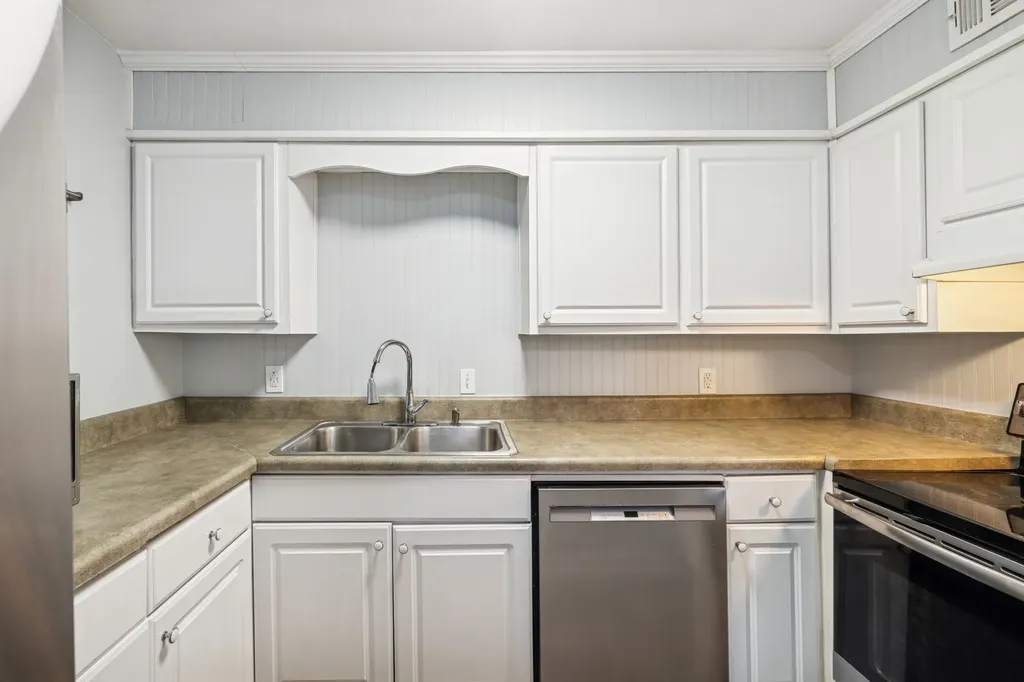 110 Bellevue Road Nashville TN 37221