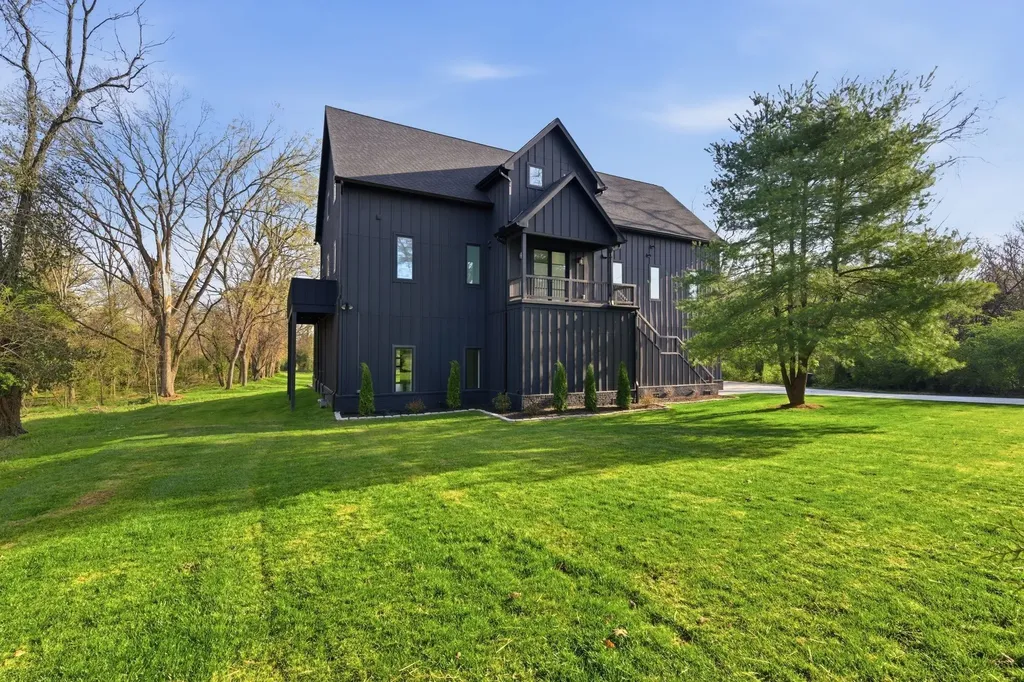 419 Lewisburg Avenue Franklin TN 37064