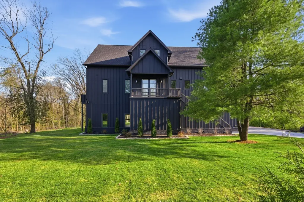 419 Lewisburg Avenue Franklin TN 37064