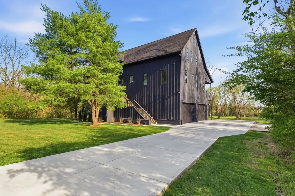 419 Lewisburg Avenue Franklin TN 37064