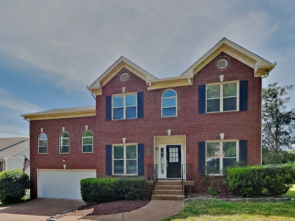 107 Charleston Court Hendersonville TN 37075