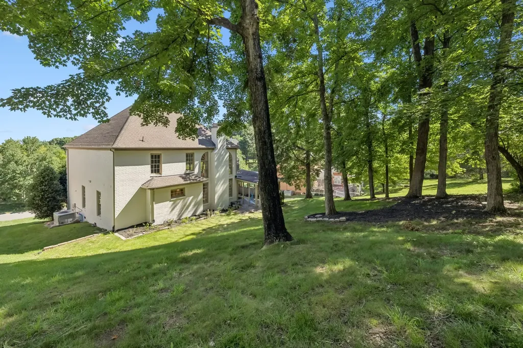 9442 Foothills Drive Brentwood TN 37027