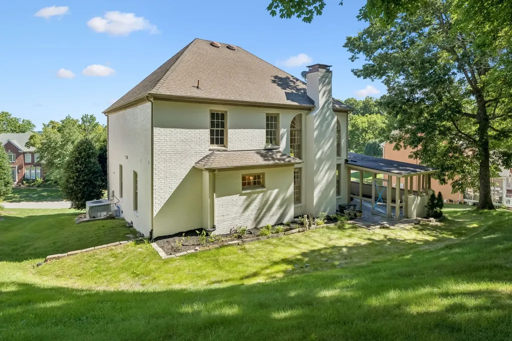 9442 Foothills Drive Brentwood TN 37027
